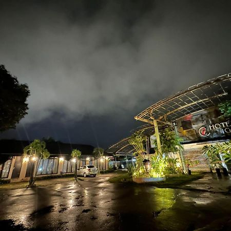 I Garden Hotel Ипох Екстериор снимка