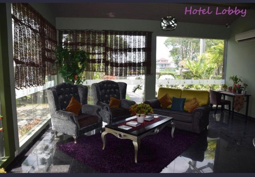 I Garden Hotel Ипох Екстериор снимка