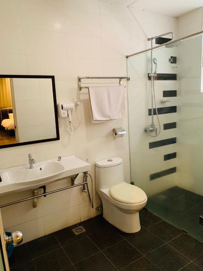 I Garden Hotel Ипох Екстериор снимка