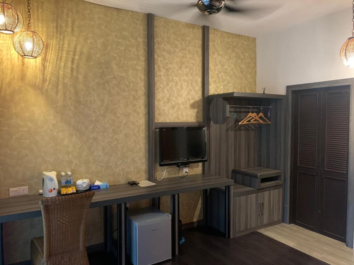 I Garden Hotel Ипох Екстериор снимка