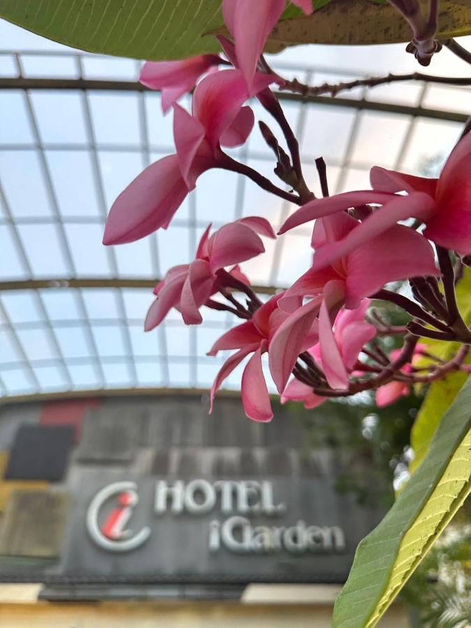 I Garden Hotel Ипох Екстериор снимка
